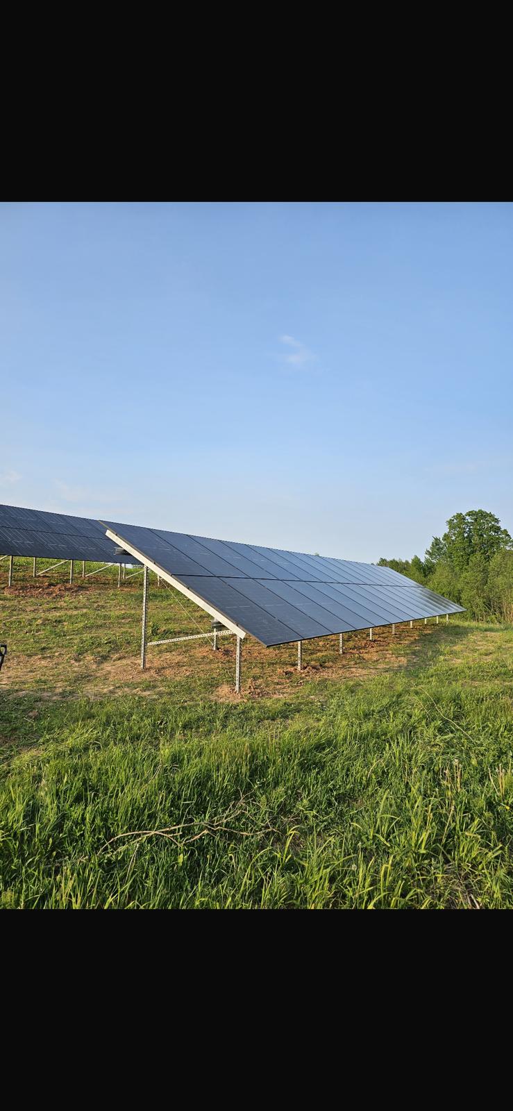 Saules paneļi uz zemes · 30 kW